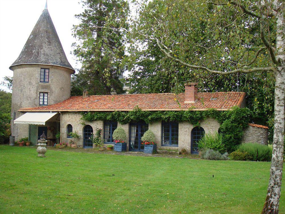 Hotel Chateau De La Barbiniere Saint-Laurent-sur-Sevre Exterior photo